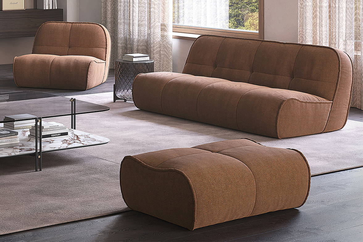 Spencer Ottoman from Cattelan Italia Spencer Ottoman from Cattelan Italia