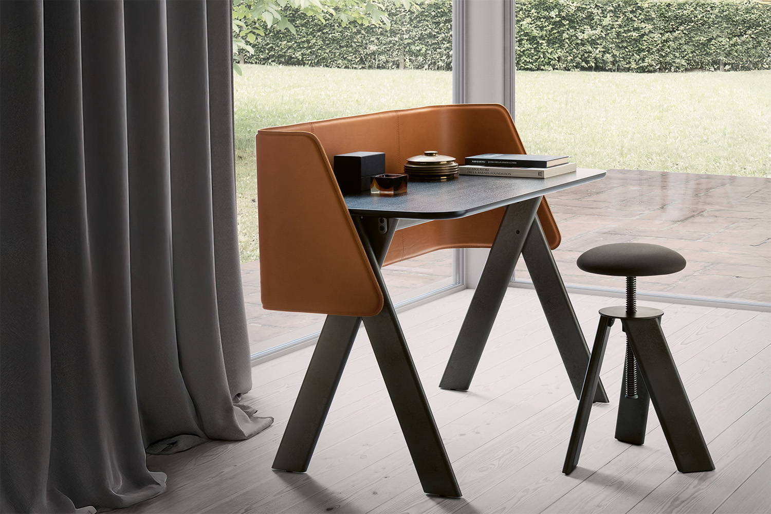 Squid desk by Presotto