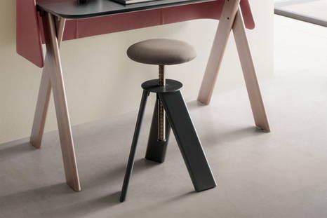 Squid Stool by Presotto