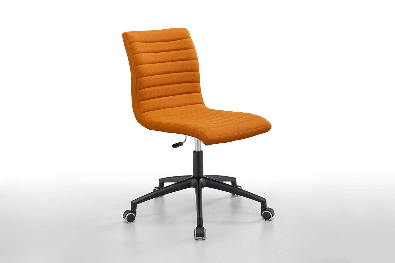 Star office chair by Midj
