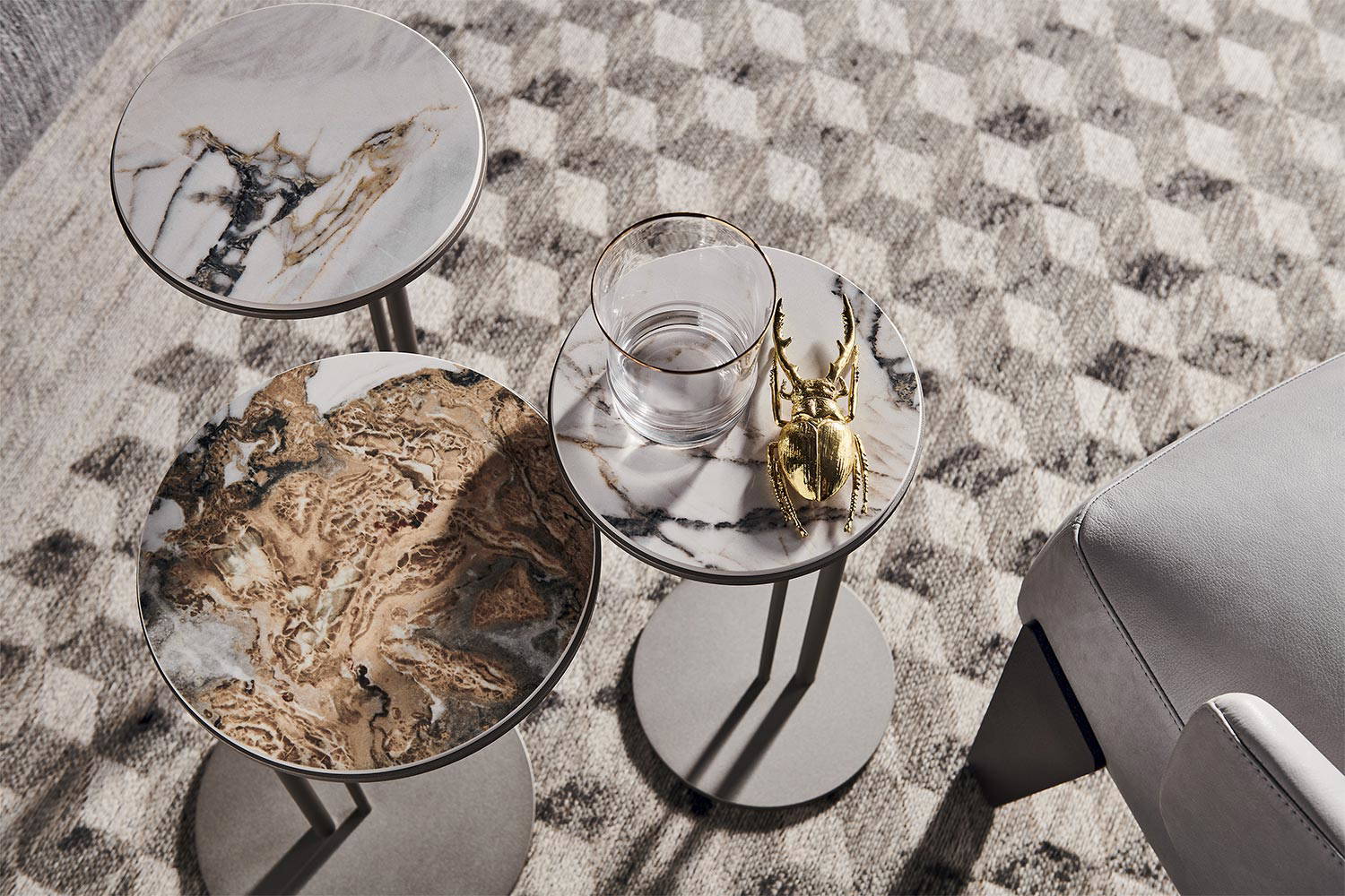 Sting End Table by Cattelan Italia | room service 360°