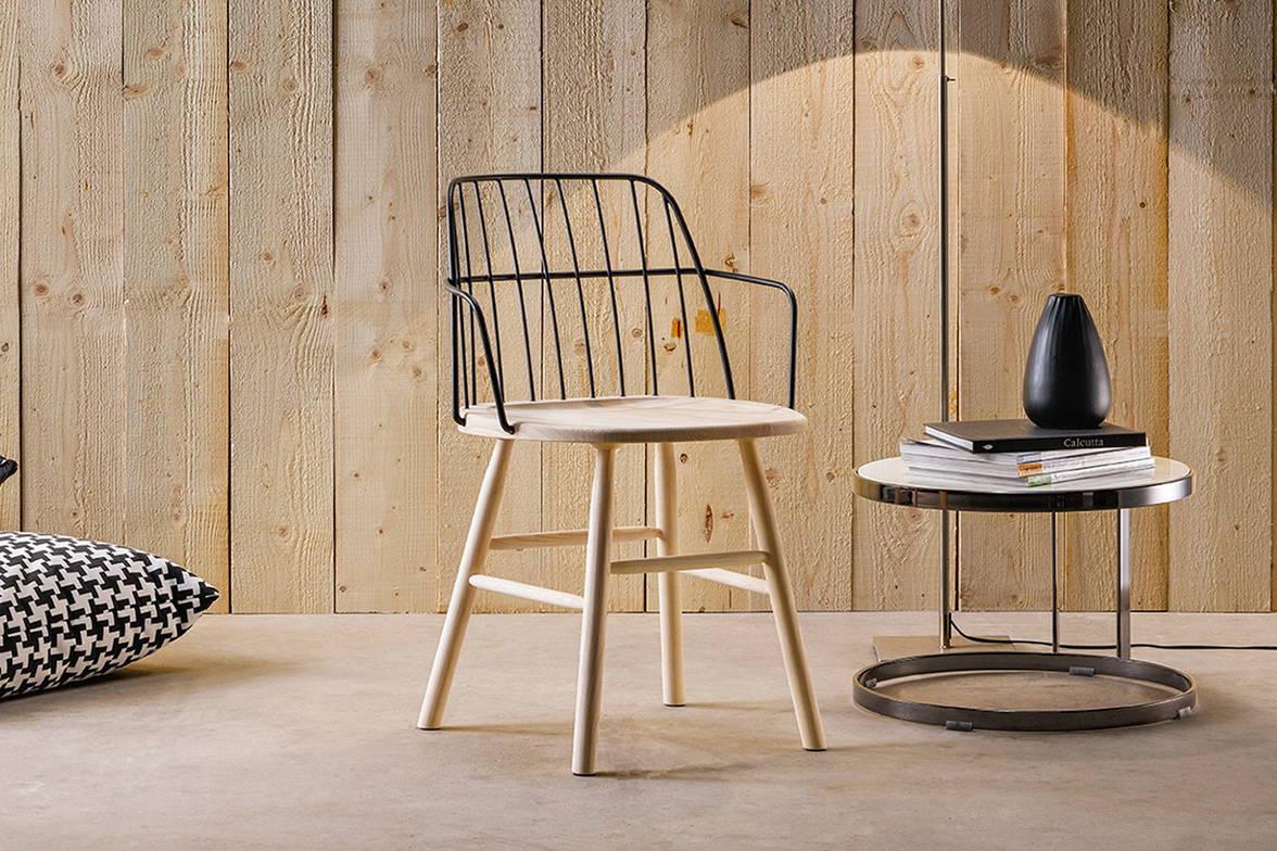 Strike dining chair by Midj Strike dining chair by Midj