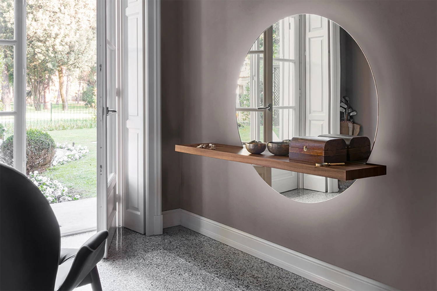 Sunset console with mirror by Tonin Casa