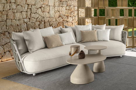 Swipe curved sectional sofa by Talenti
