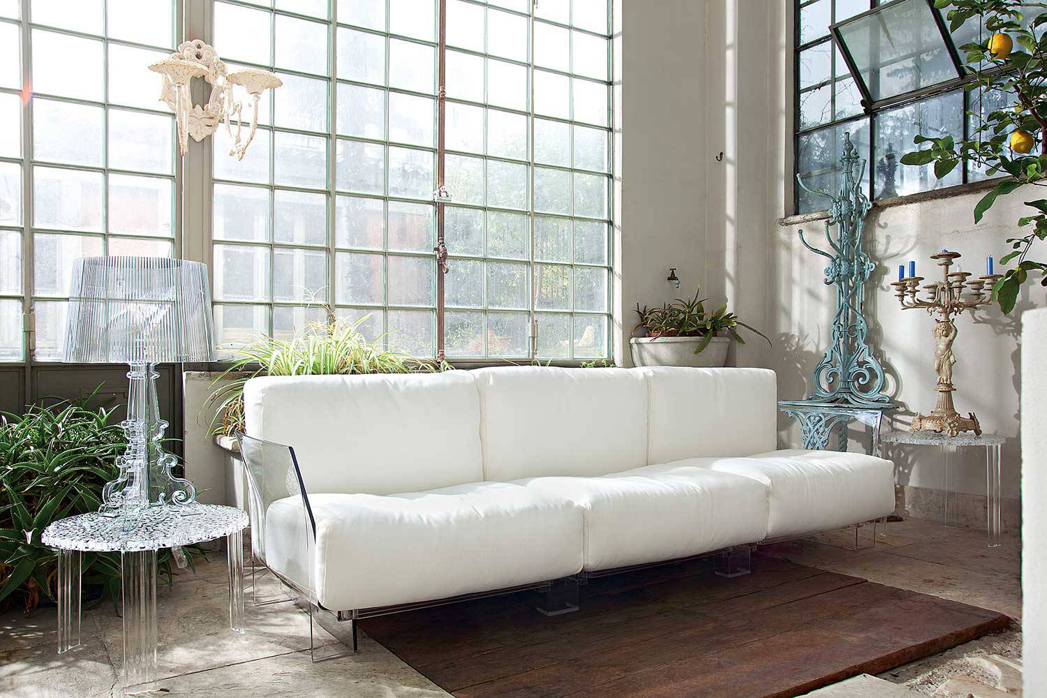 T-Table Coffee Table by Kartell | room service 360°