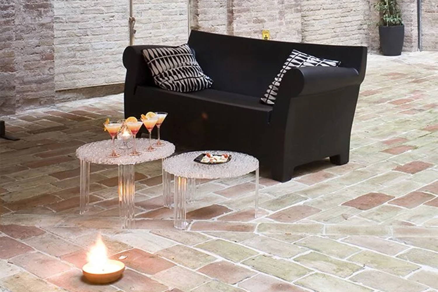 T-Table Coffee Table by Kartell | room service 360°