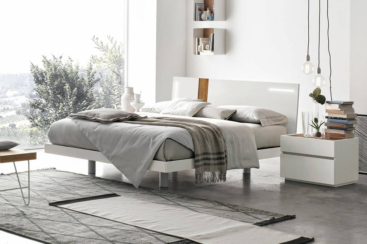 Tablet bed with headboard LED Tablet bed with headboard LED