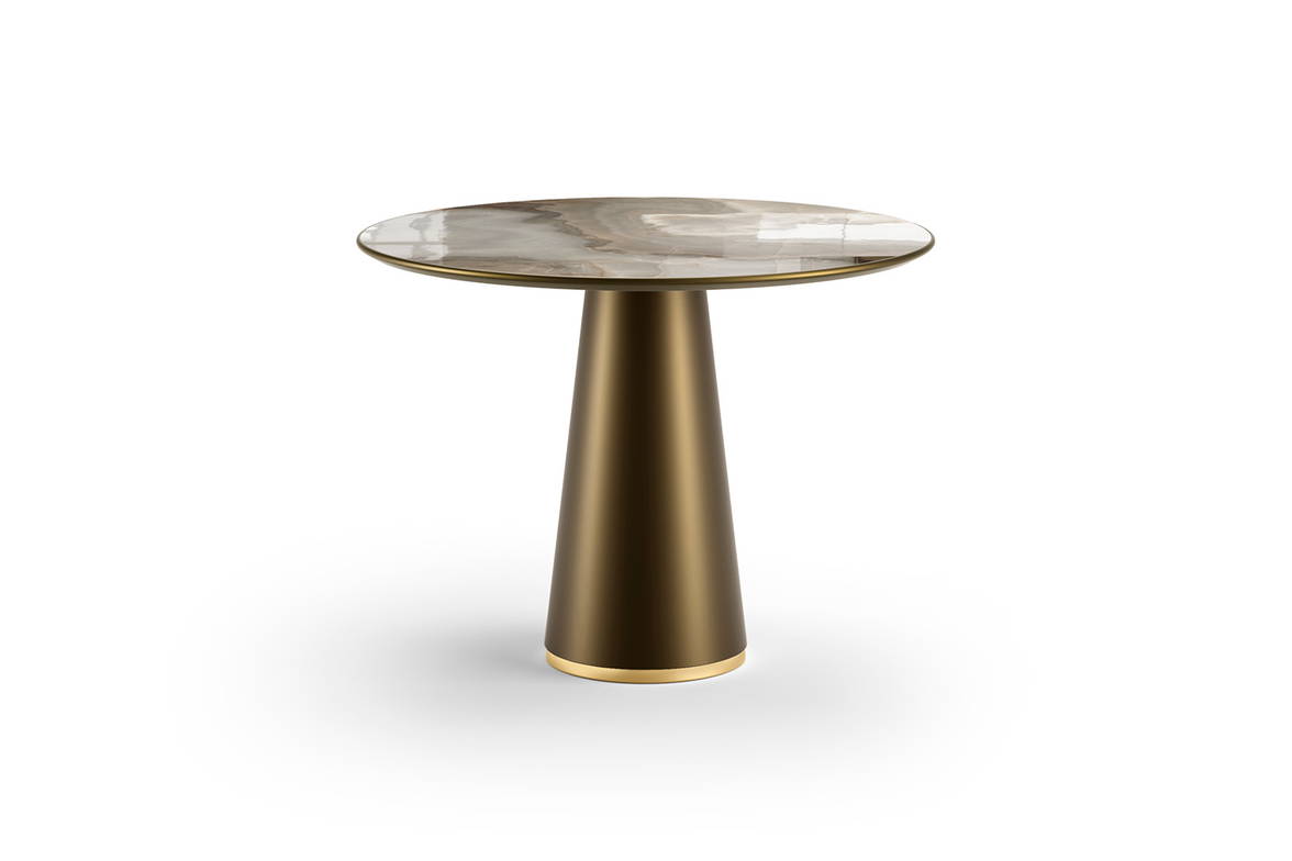 Ted plus bistro table designed by Ollen Pal for eforma Ted plus bistro table designed by Ollen Pal for eforma