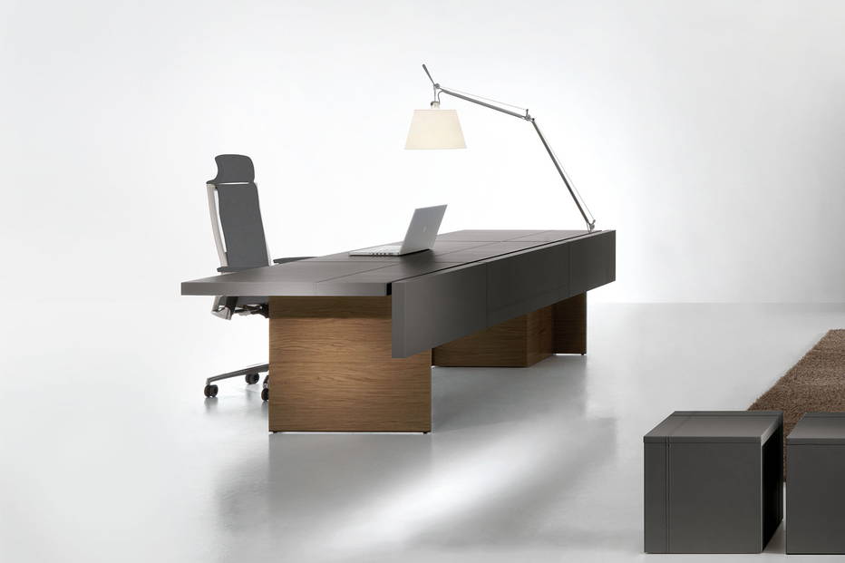 The Element Office Desk