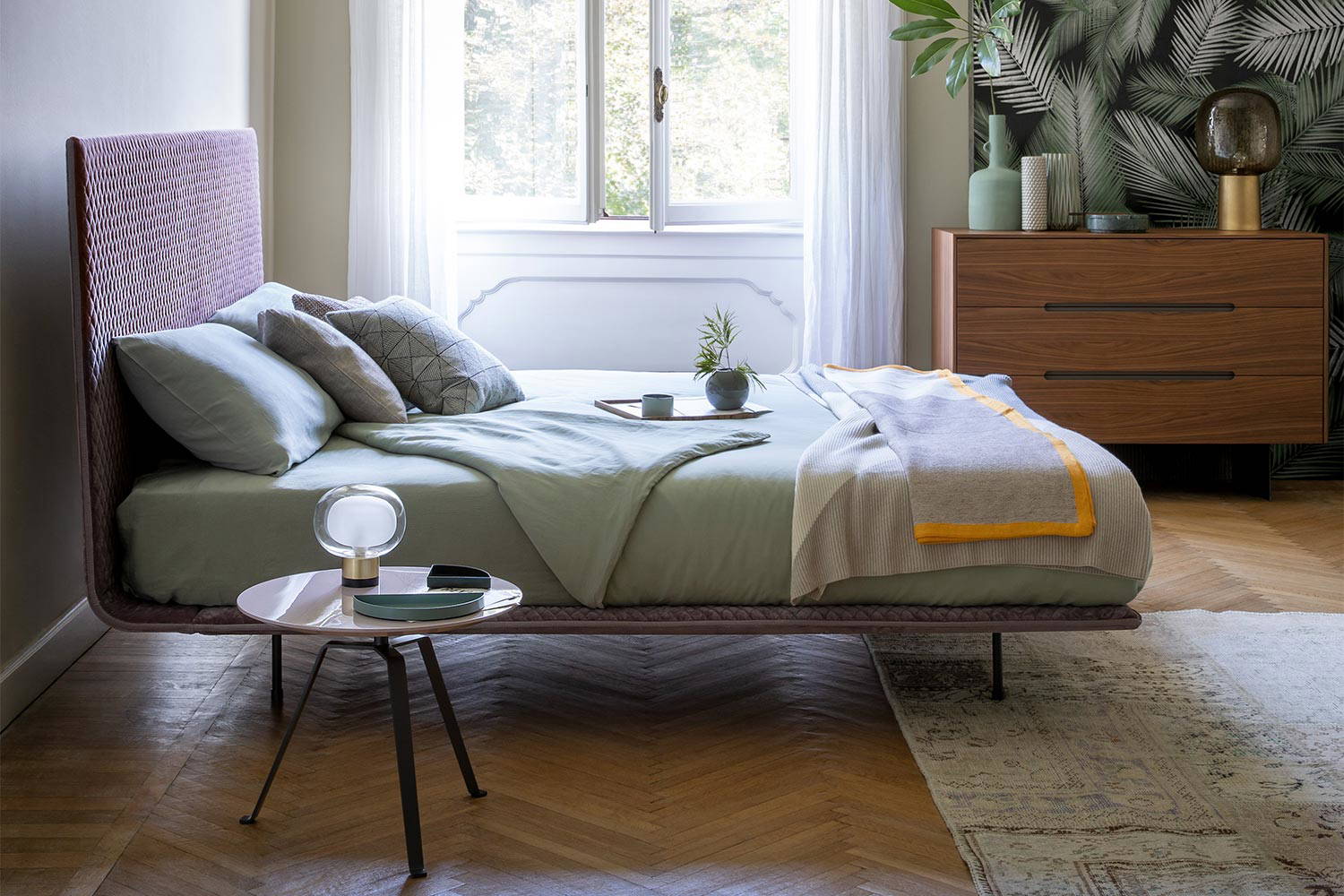 Thin Ego bed by Bonaldo