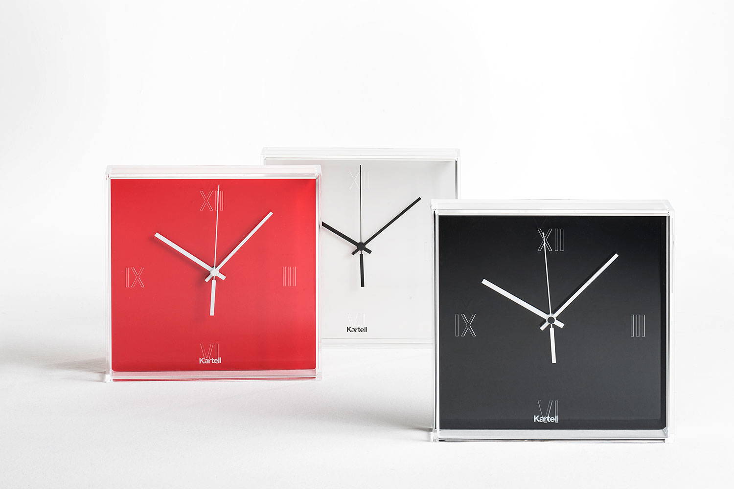 Tic&Tac Clock by Kartell | room service 360°