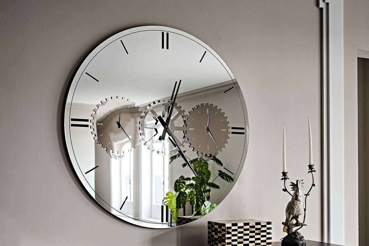 Times mirror by Cattelan Italia Times mirror by Cattelan Italia