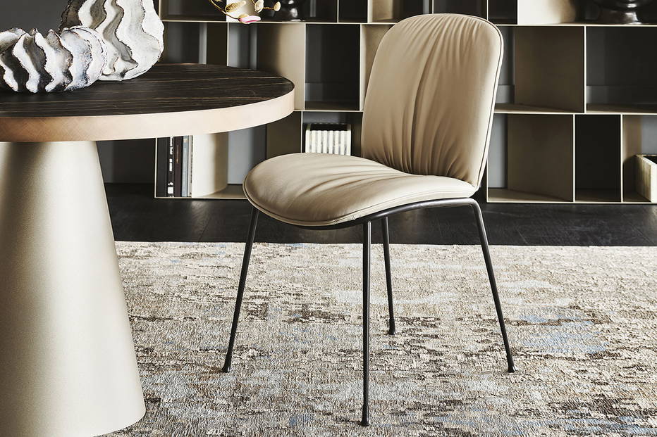 Tina dining chair with Saturno kitchen table