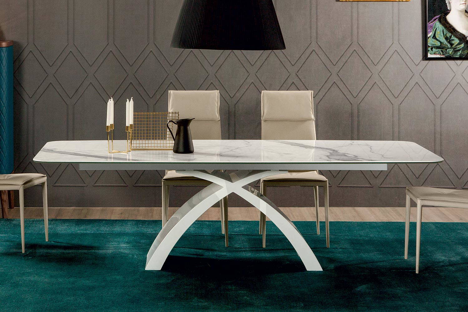 Tokyo ceramic dining table by Tonin Casa