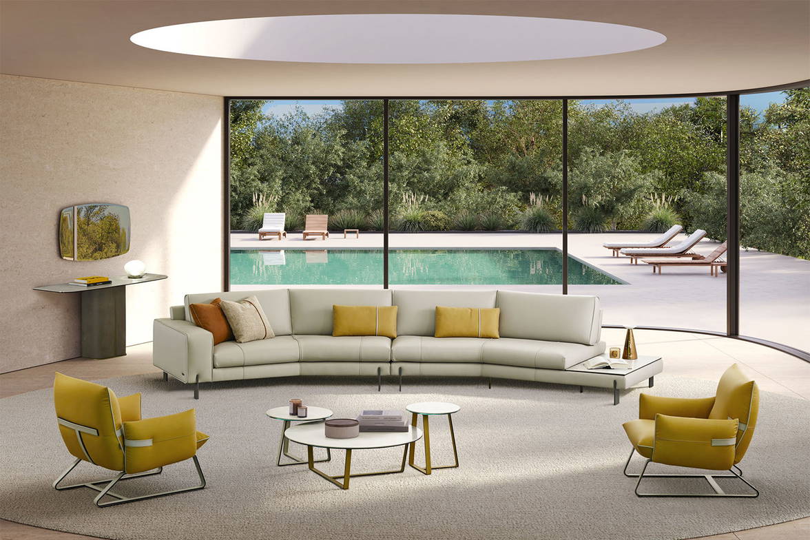 Tokyo Curved Sectional Sofa With End Table by Gabriele Ghetti for Gamma Arredamenti Tokyo Curved Sectional Sofa With End Table by Gabriele Ghetti for Gamma Arredamenti