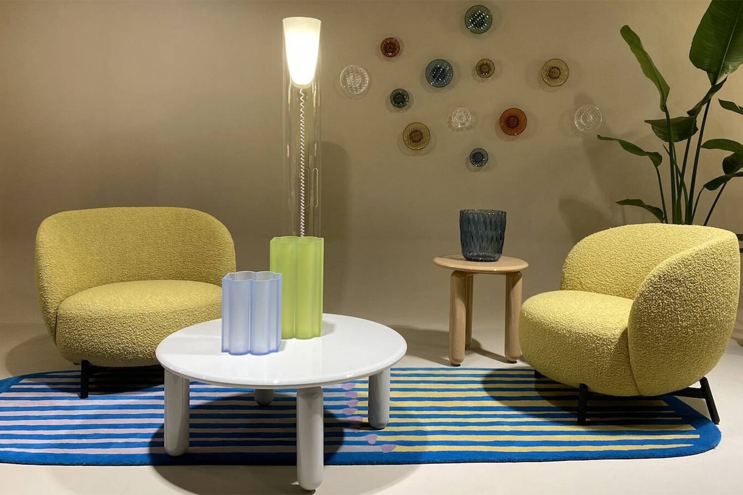8797.カルテル フロアランプ トゥービー ブルー Toobe Floor Lamp by Kartell | room service 360°