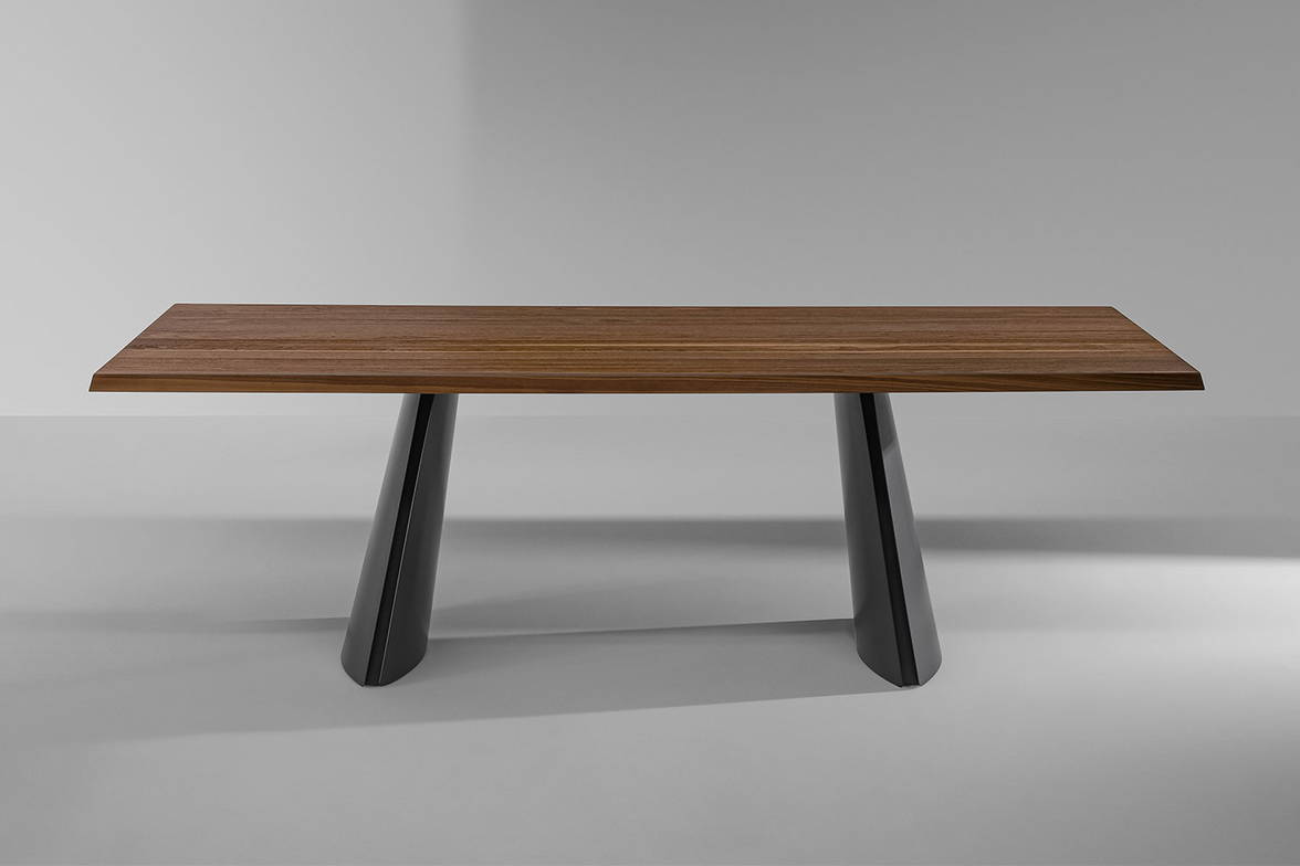 The Torii dining table by Marconato & Zappa for Bonaldo. The Torii dining table by Marconato & Zappa for Bonaldo.