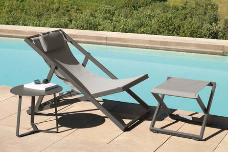 Touch deck lounge chair by Talenti