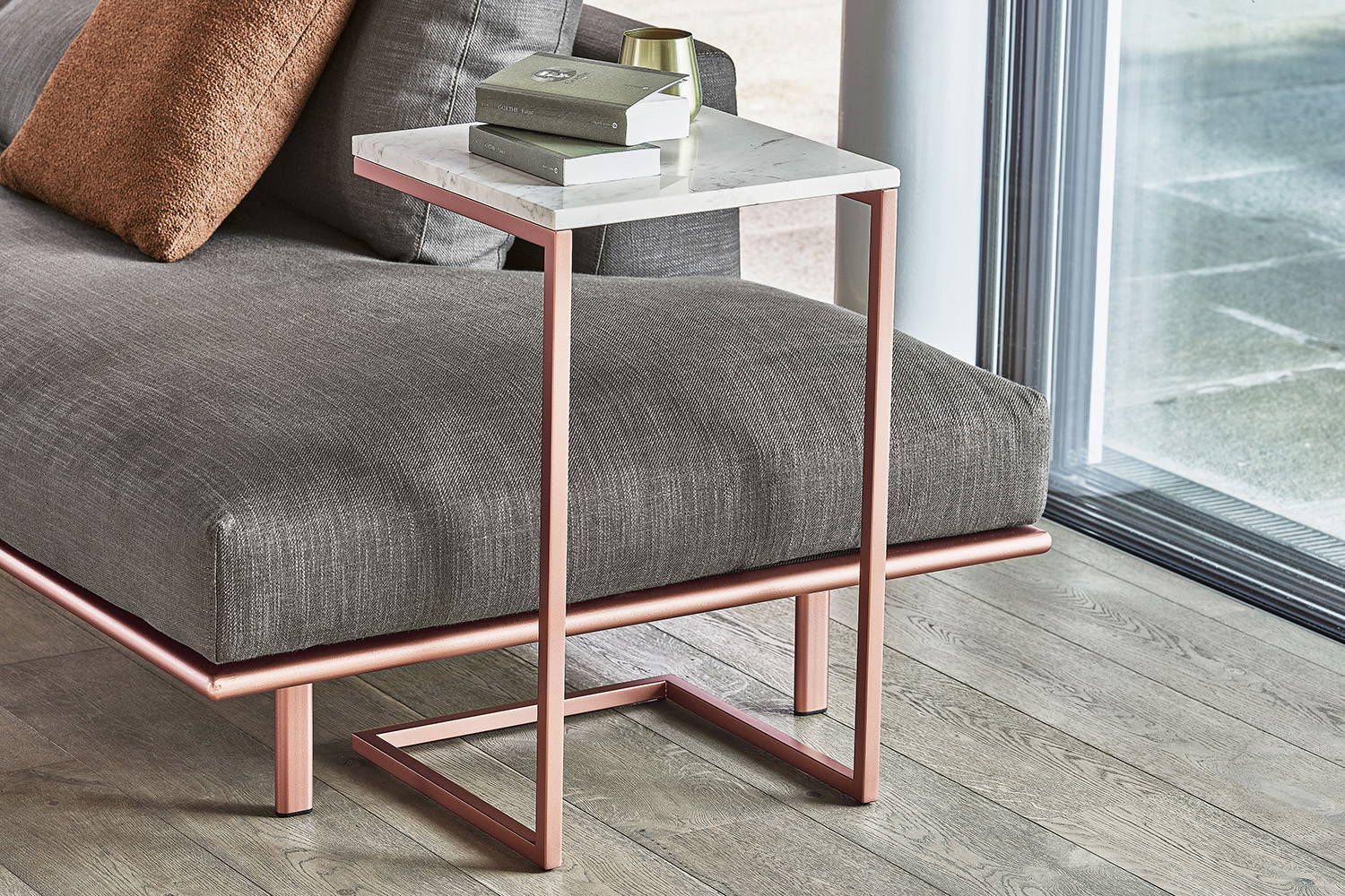Tower end table by Bontempi Casa