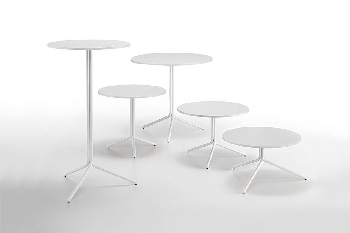 Trampoliere collection of tables by Midj Trampoliere collection of tables by Midj