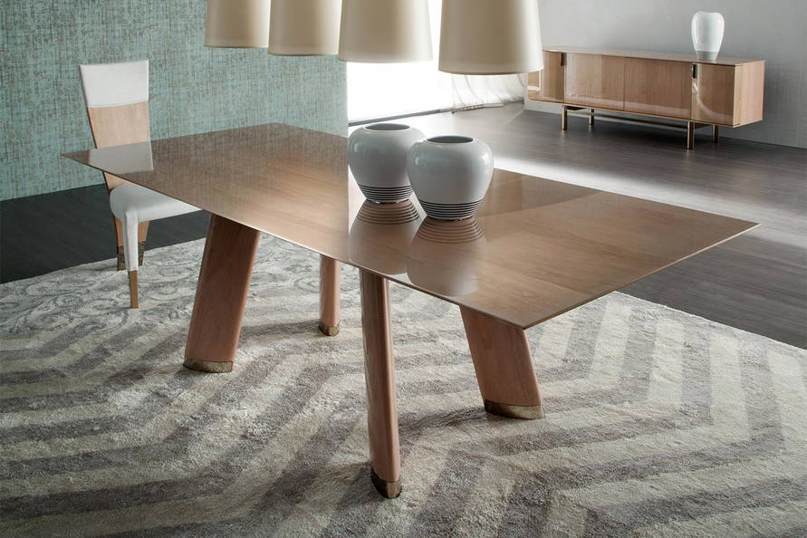 Trend Dining Table