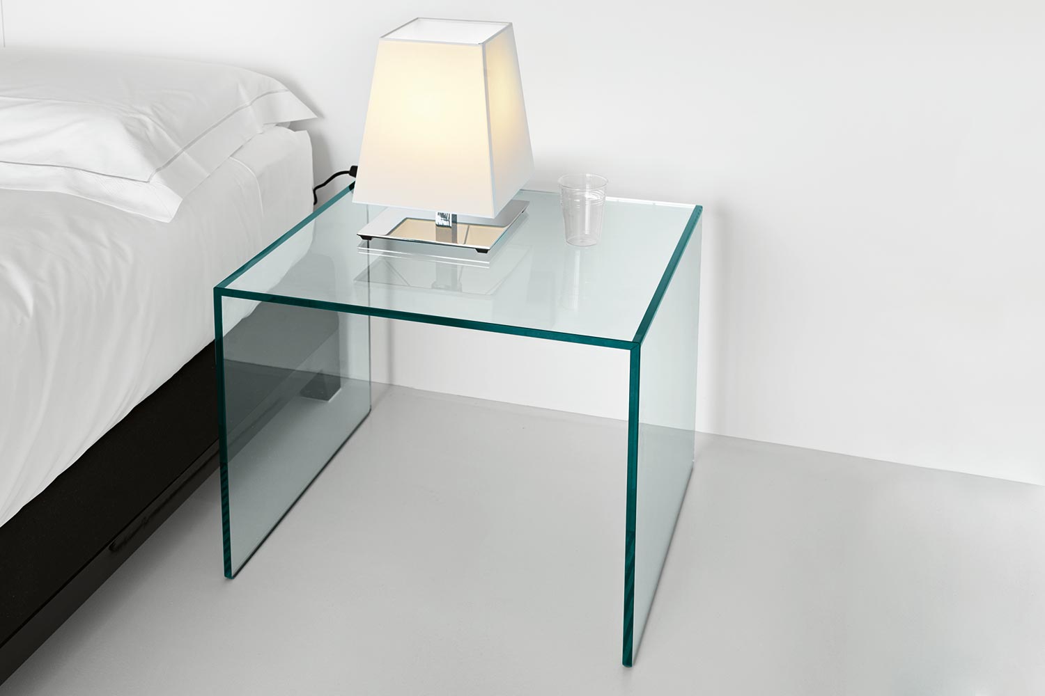 Tonelli Trio End Table - Thumbnail 3