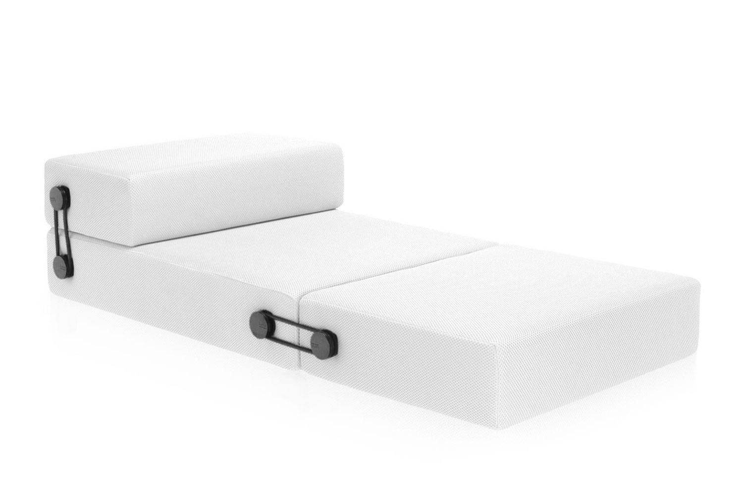 Trix Convertible Chaise Lounge by Kartell | room service 360°