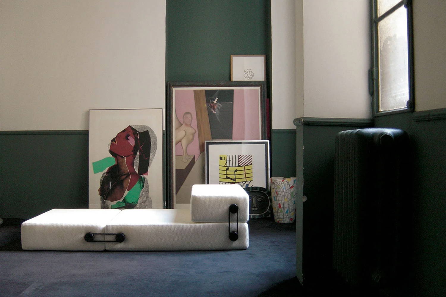 Trix Convertible Chaise Lounge by Kartell | room service 360°