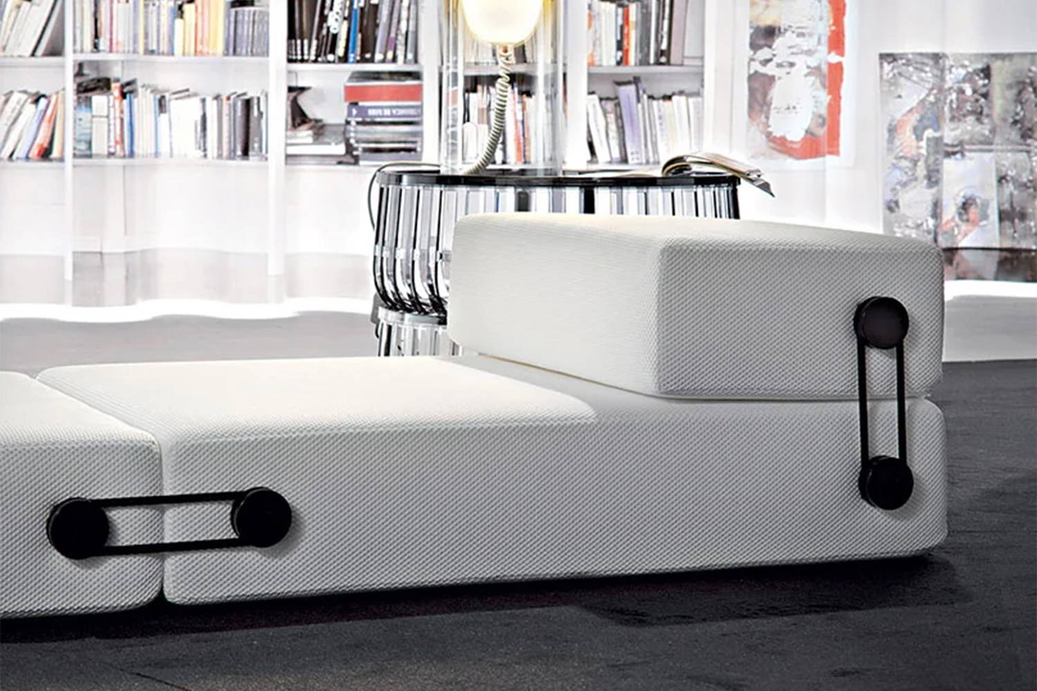 Kartell Trixソファ・ベッド 検 magis driade カッシーナ Trix Convertible Chaise Lounge by Kartell | room service 360°