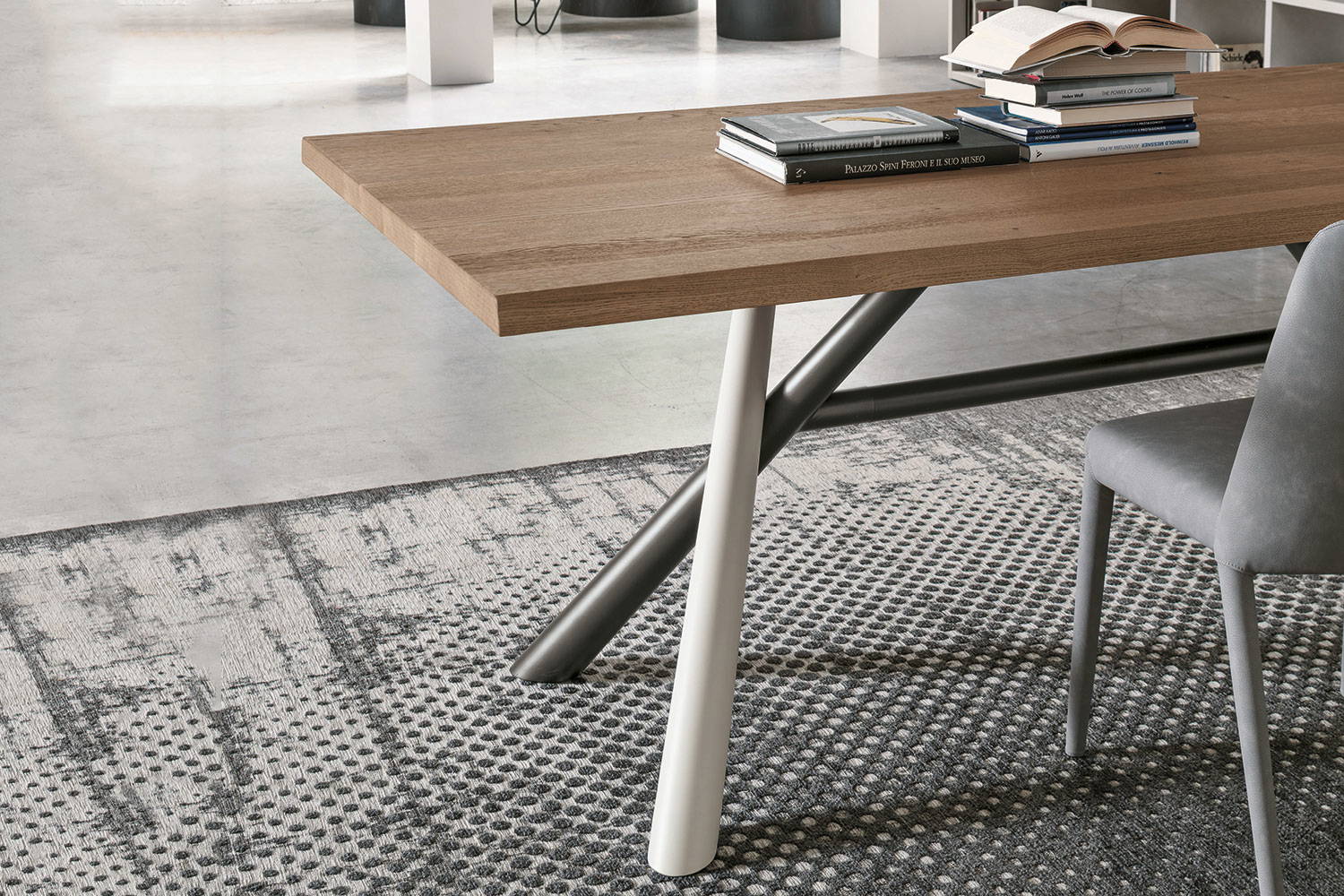 Tomasella Tudor Dining Table - Thumbnail 4