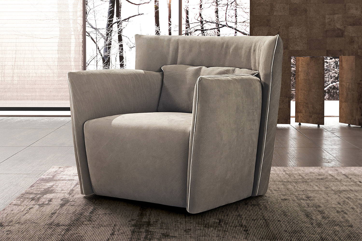 Tulip armchair by Gamma