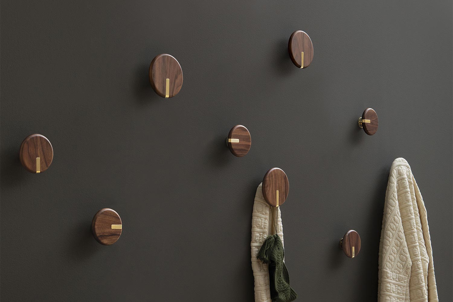 Tweens coat hangers by Tonin Casa