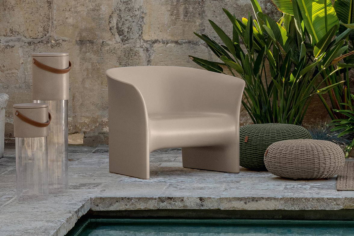 Tweet Lounge Armchair by Talenti Tweet Lounge Armchair by Talenti