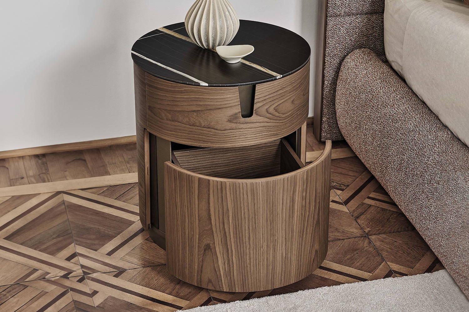 Tylsa Nightstand by Porada | room service 360°