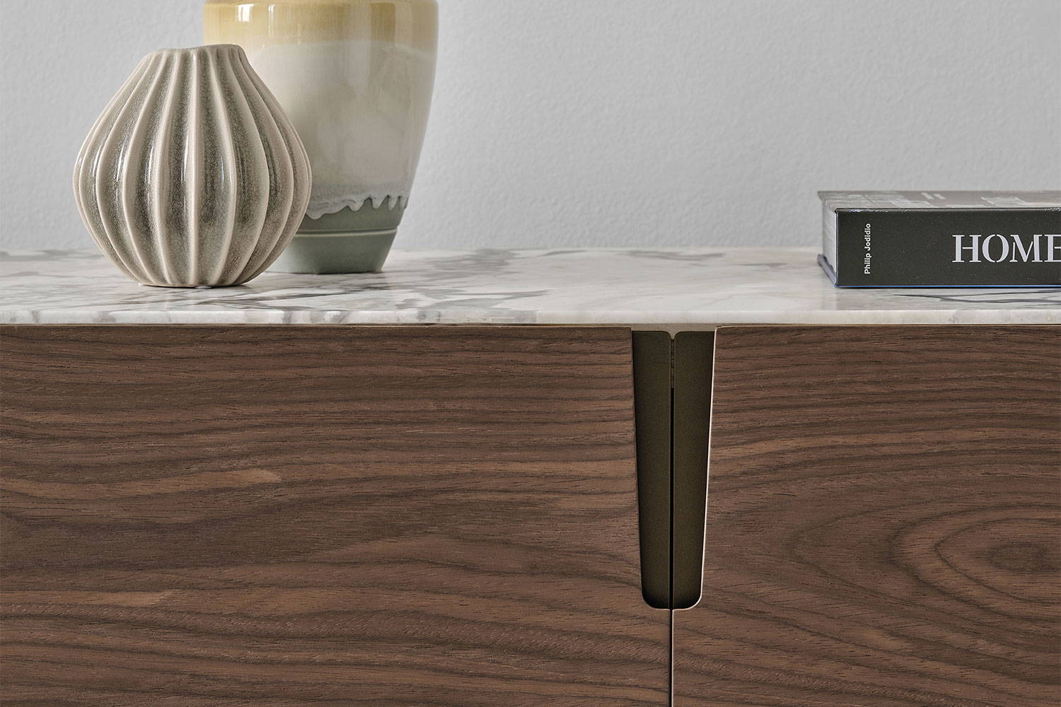 porada トレイ Tylsa Sideboard by Porada | room service 360°
