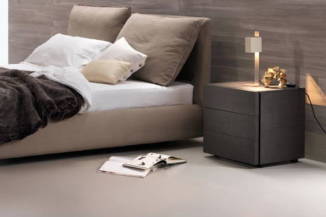 Valeo 3-drawer nightstand by San Giacomo