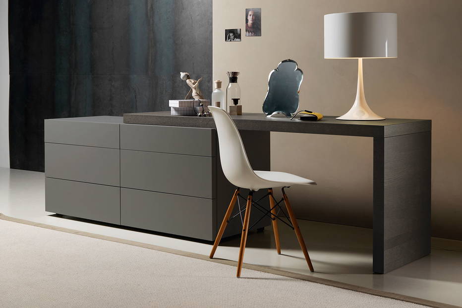 Valeo Dresser with Desk