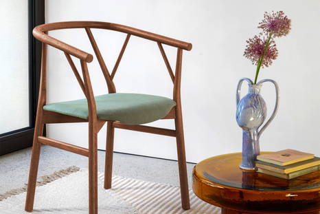 Valerie Dining Chair with Soda Coffee Table