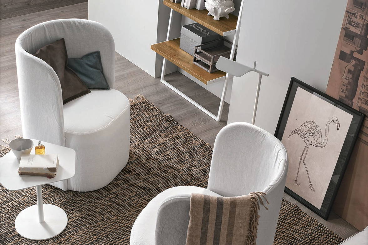 Vanessa armchairs top view (pillows are sold separately) Vanessa armchairs top view (pillows are sold separately)