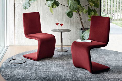 Venere dining chairs by Bonaldo