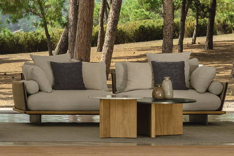 Venice sofa by Talenti