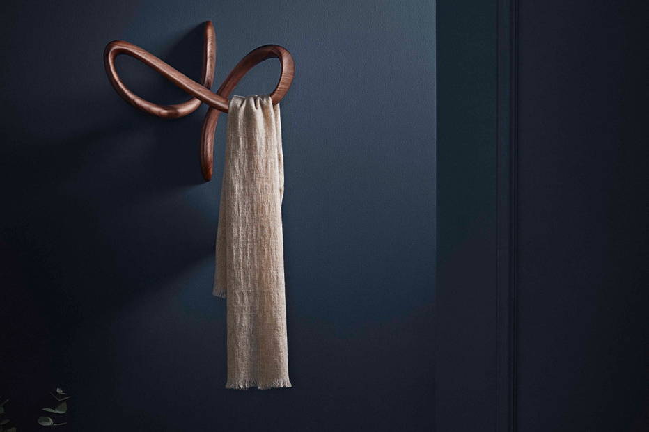 Vertigo wall rack by Nomon