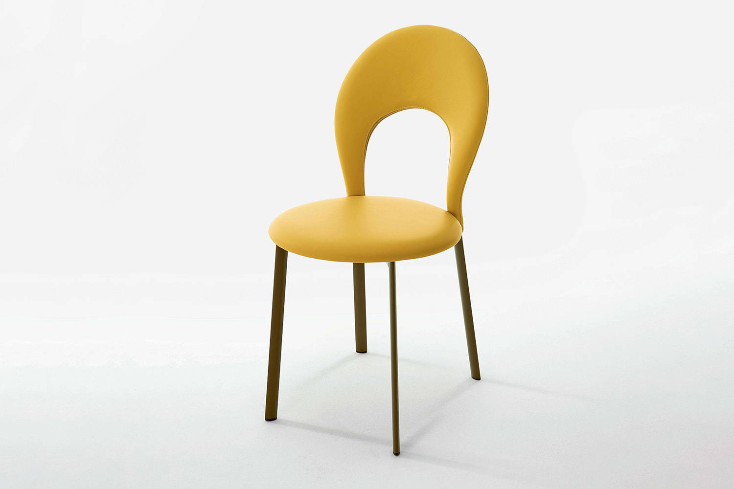 Vittoria dining chair by Ingenia Casa