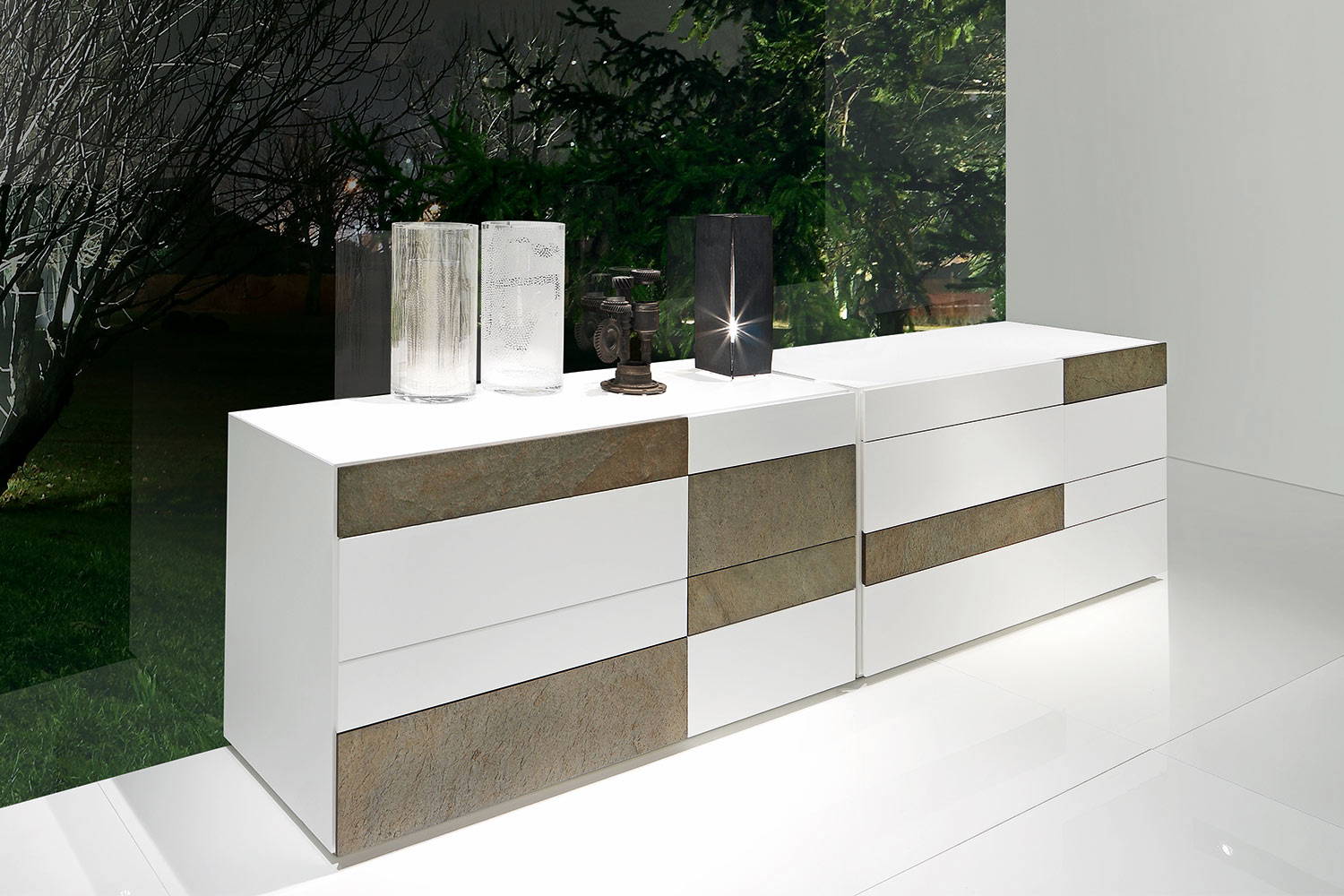 Wing Dresser