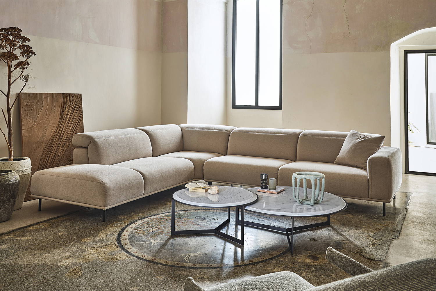 Wing Corner Sectional Sofa With Peninsula by Nicoline Italia