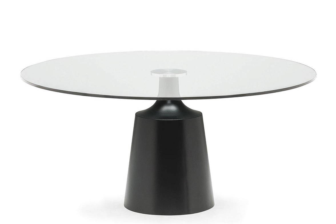Yoda round dining table by Cattelan Italia Yoda round dining table by Cattelan Italia