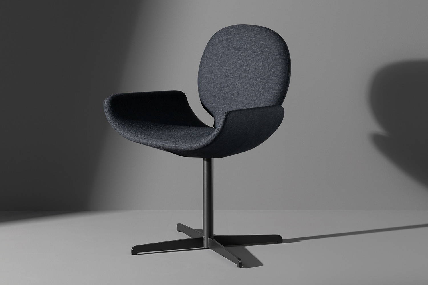 Angled view of the Youpi chair.