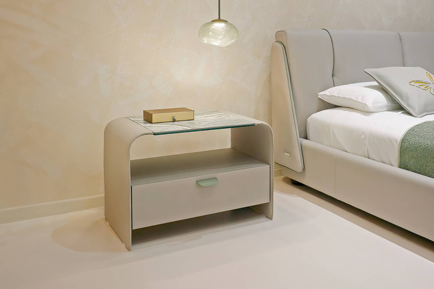 naonao room ꕤ.♡ Zen Nightstand by Gamma Arredamenti | room service 360°
