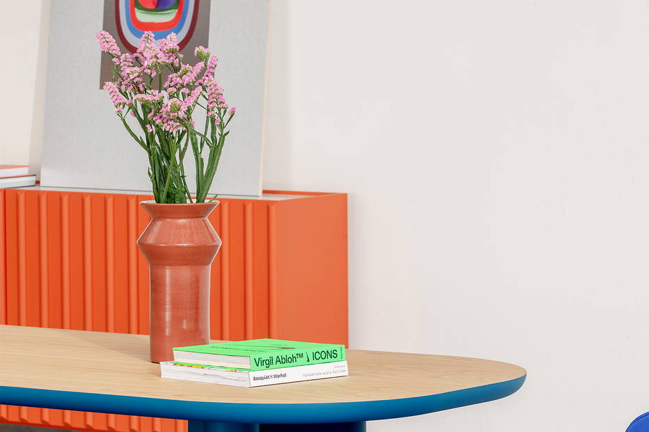 Zivaso Vase