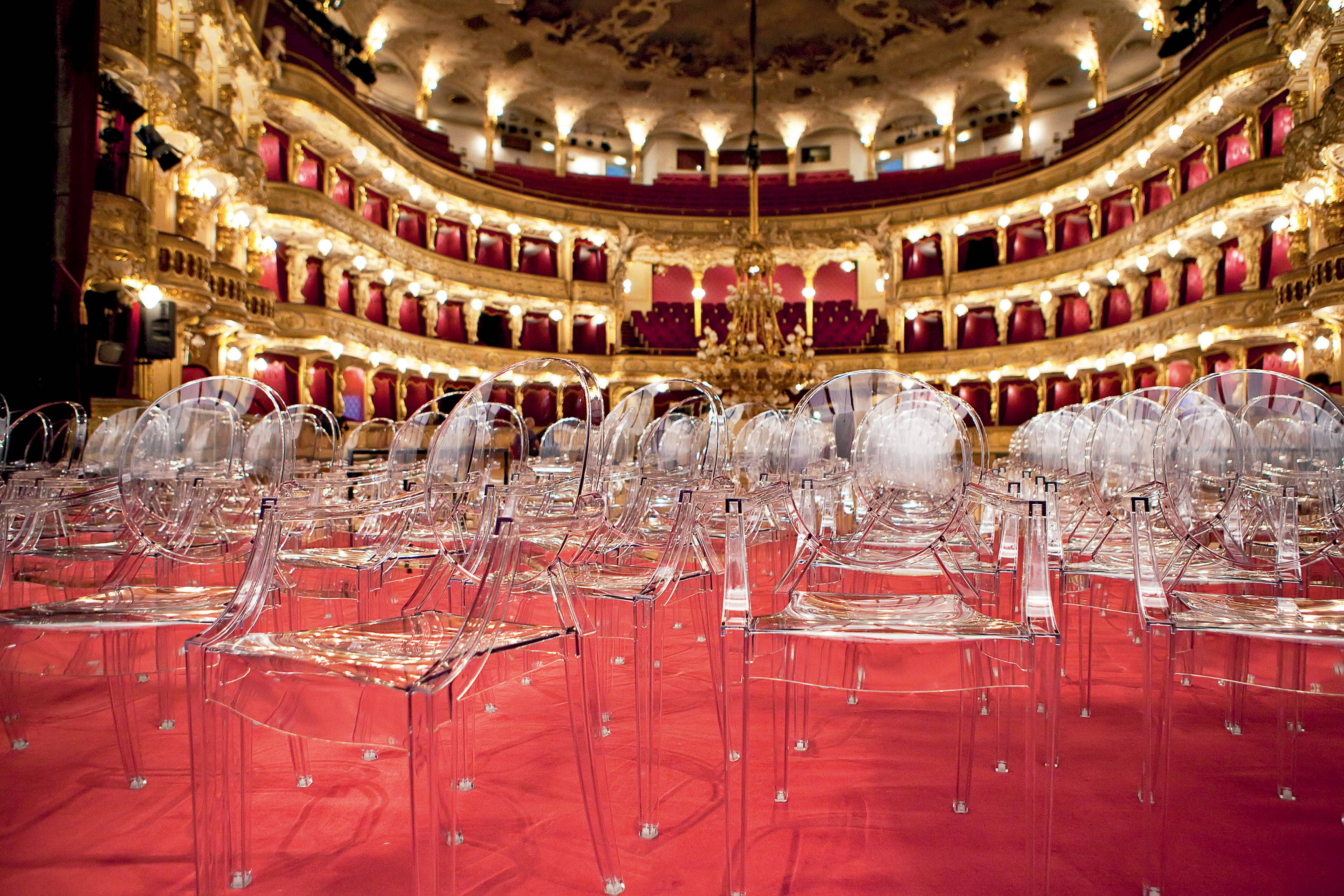 Celebrate Royals with Modern Furniture